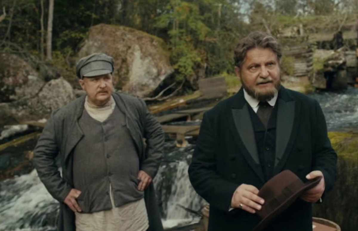    Денис Желтоухов и Александр Самойленко в роли управляющего рудника и золотопромышленника.