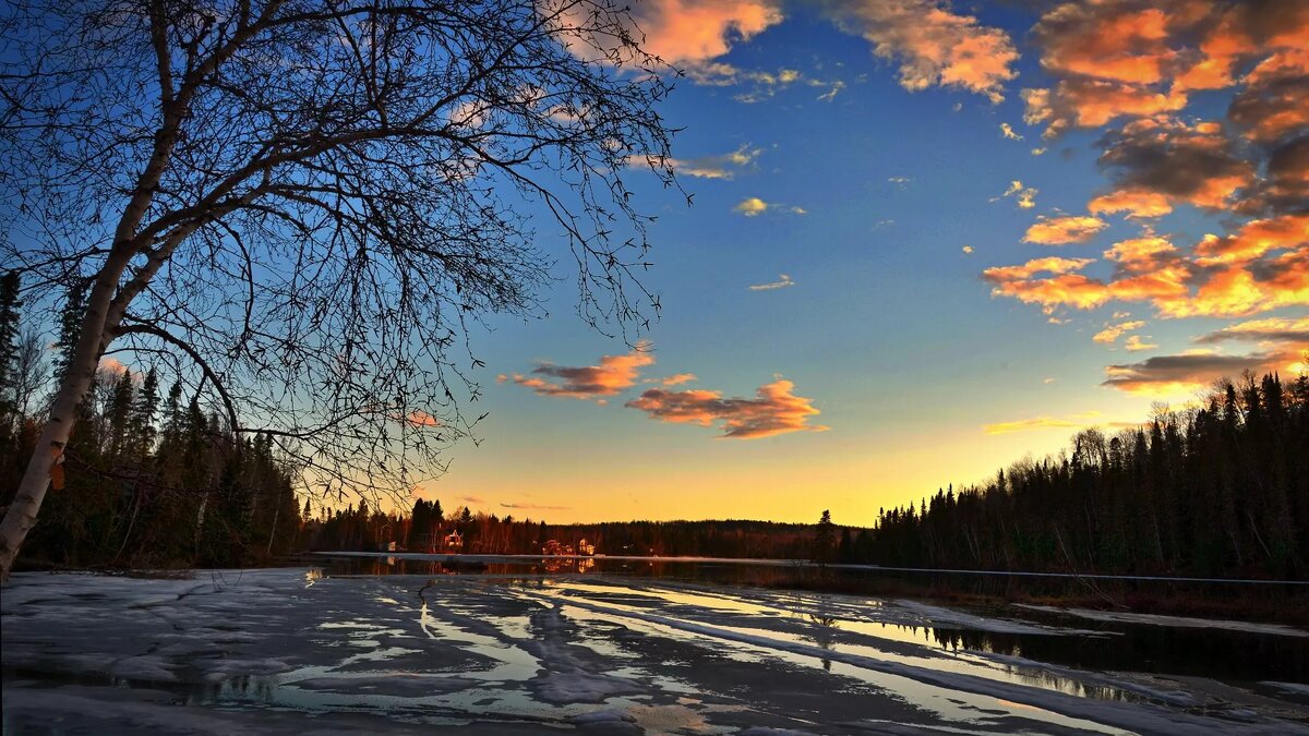     Сильный ветер обрушится на ХМАО 16 апреля. Синоптики прогнозируют повышение температуры до +15 градусов.