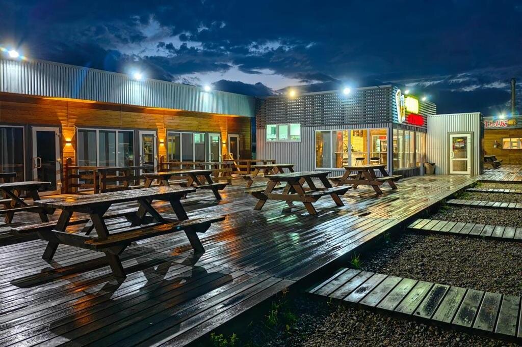 Корпорация развития Дальнего Востока и Арктики (КРДВ). Изначально местом притяжения туристов стало кафе азиатской кухни.