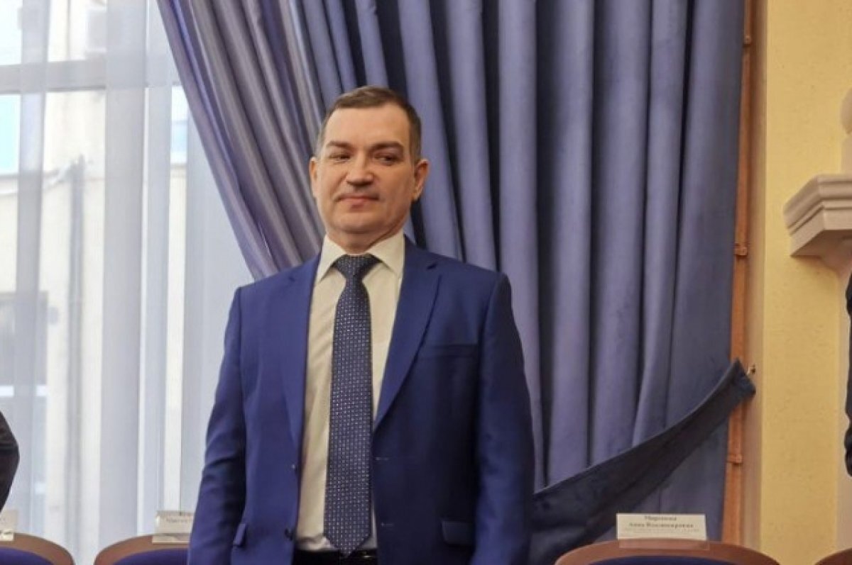    Максим Кудрявцев предложил поднять зарплаты сотрудникам мэрии Новосибирска
