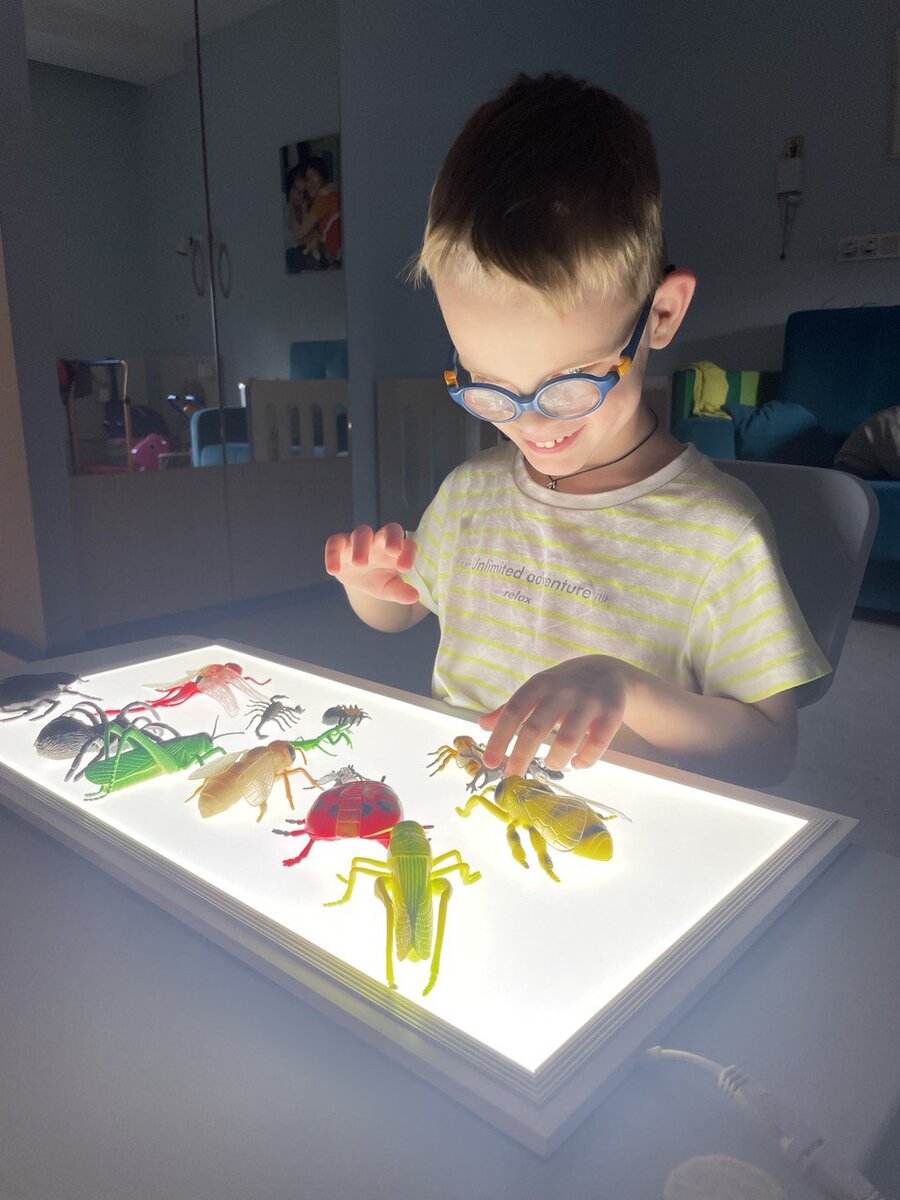 Тифлопедагог Елена Петрова и ее незрячий сын Дима