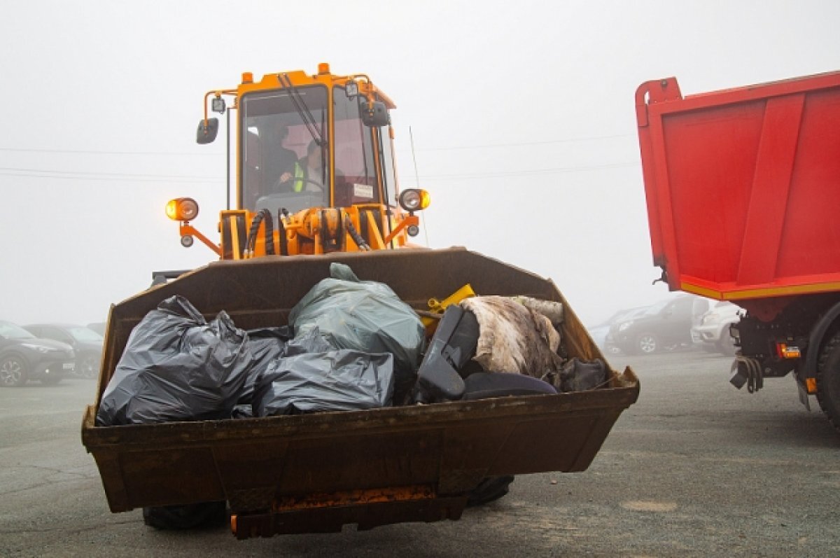    За два субботника Владивосток избавился от 100 с лишним КамАЗов мусора