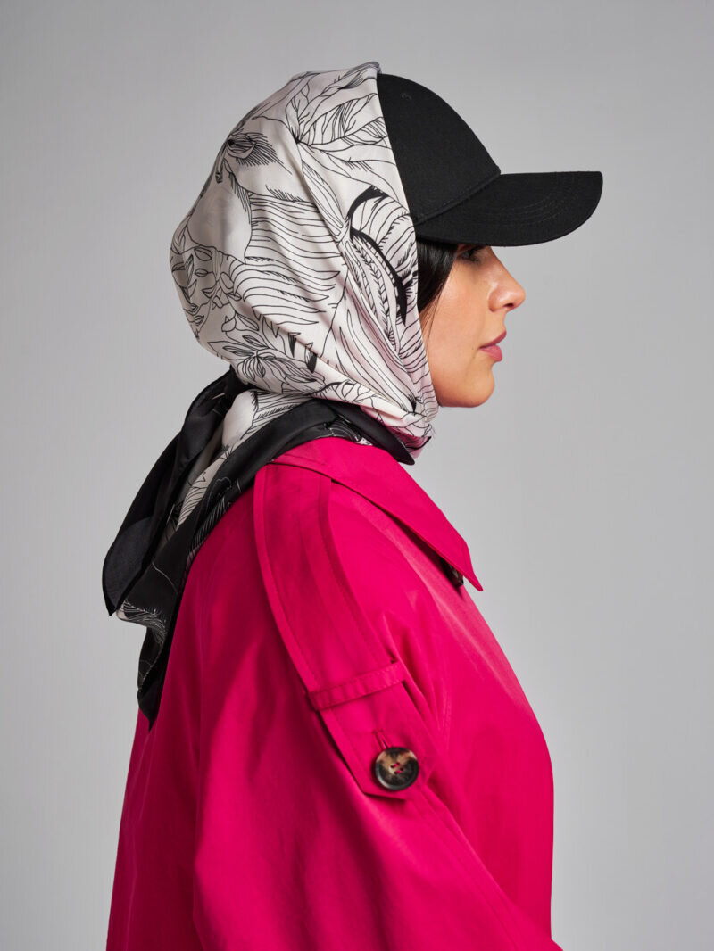 Необычный платок DreamWhite