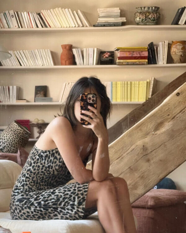     @jeannedamas