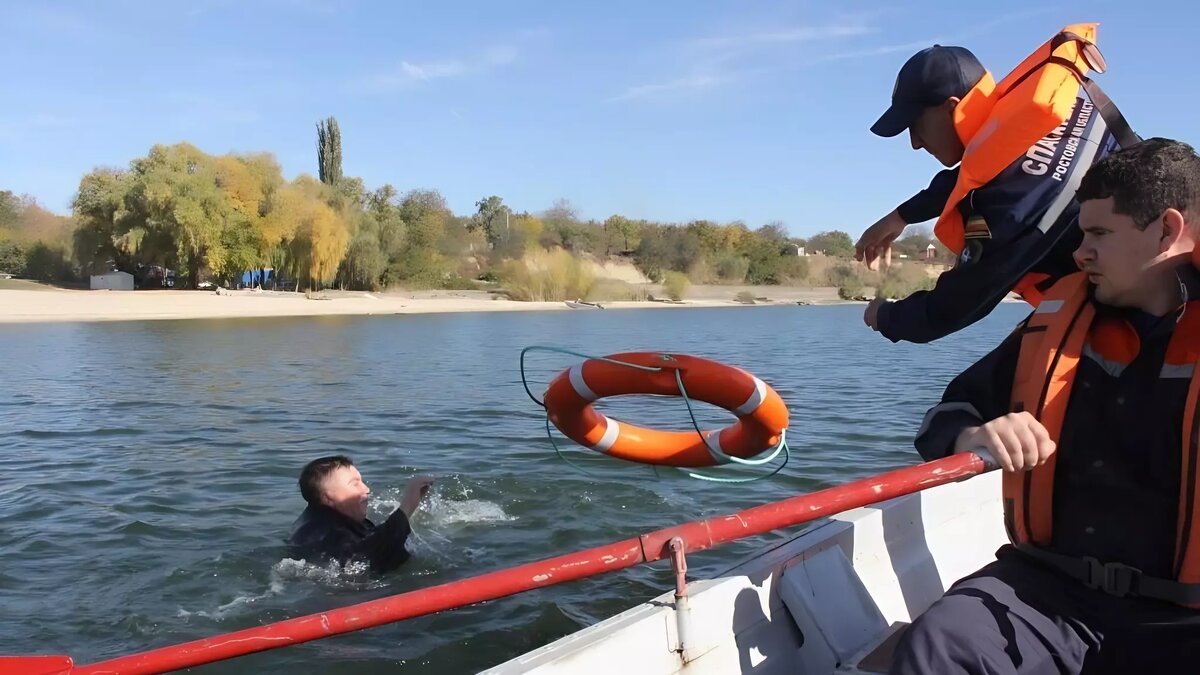 Тела двух человек достали из воды в Ростовской области | RostovGazeta.ru |  Дзен