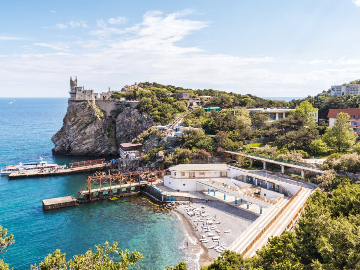 Отдых в Крыму получится настолько разнообразной, что будет казаться, будто вы побывали в нескольких странах. 