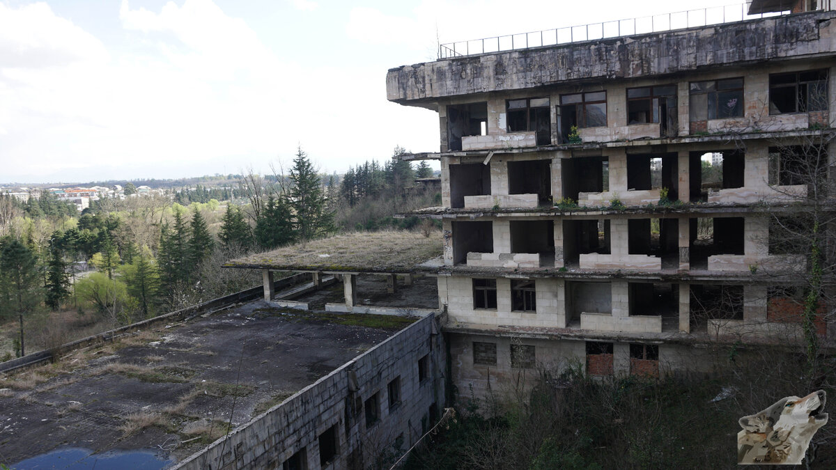 Город-призрак Цхалтубо. Последние жители города заброшенных санаториев СССР  | Русские тайны | Дзен