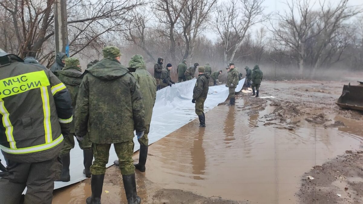  📷    В Оренбуржье направлено 200 резервистов Минобороны для ликвидации последствий ЧС Марина Шарт