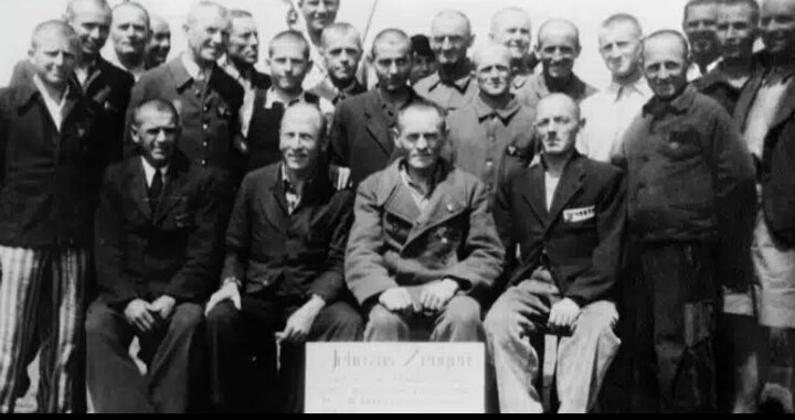 Бибельфоршеры в КЛ Дахау. Весна 1945.