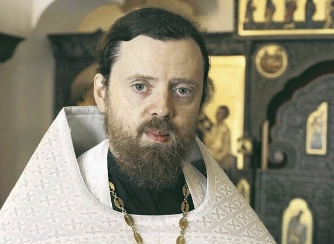 Иеромонах Нектарий (Морозов)  (1972), игумен, настоятель Петропавловского храма города Саратова, благочинный Петропавловского округа Саратовской епархии.