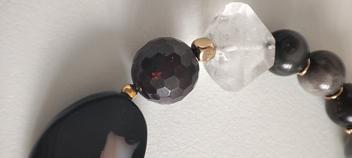 Бусина граната альмандина 