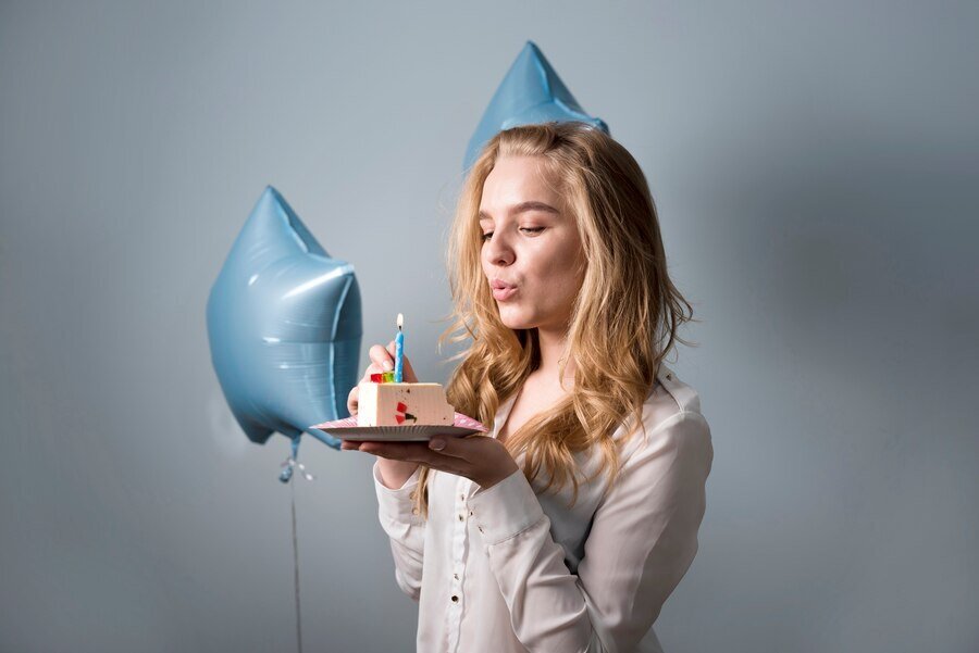    В день рождения звучат особенные поздравления, "спасибо" тоже должно быть особенным.