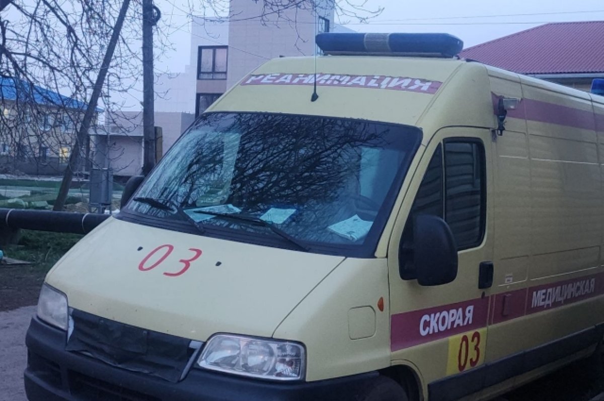    В Твери мужчину от смерти спасли друзья, подозреваемая заключена под стражу
