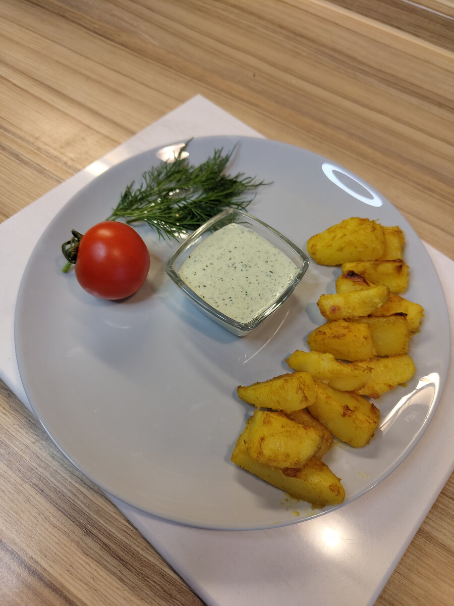 Самый простой и быстрый рецепт соуса Тартар, в домашних условиях. Соус подойдет к любым блюдам из мяса и рыбы. 