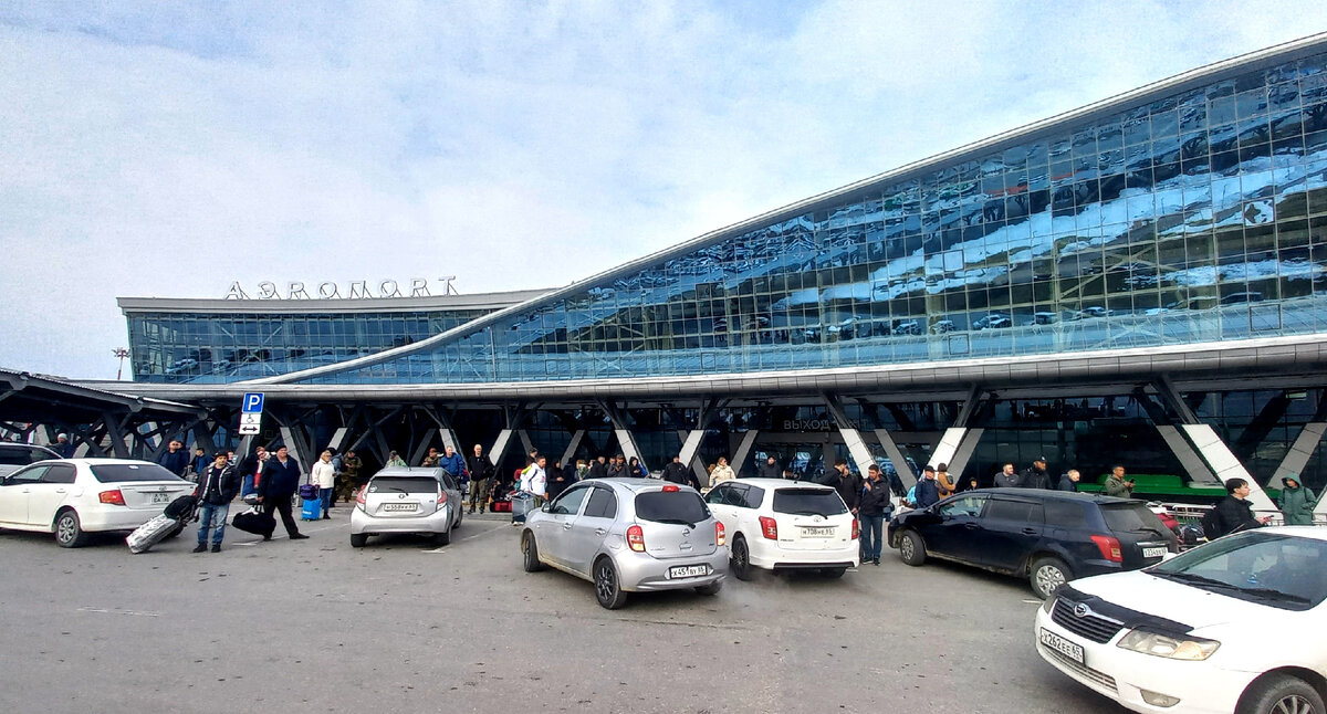 Листайте.