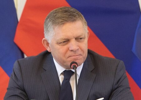    Фицо поддержал вступление Украины в Евросоюз, но против присоединения к НАТО