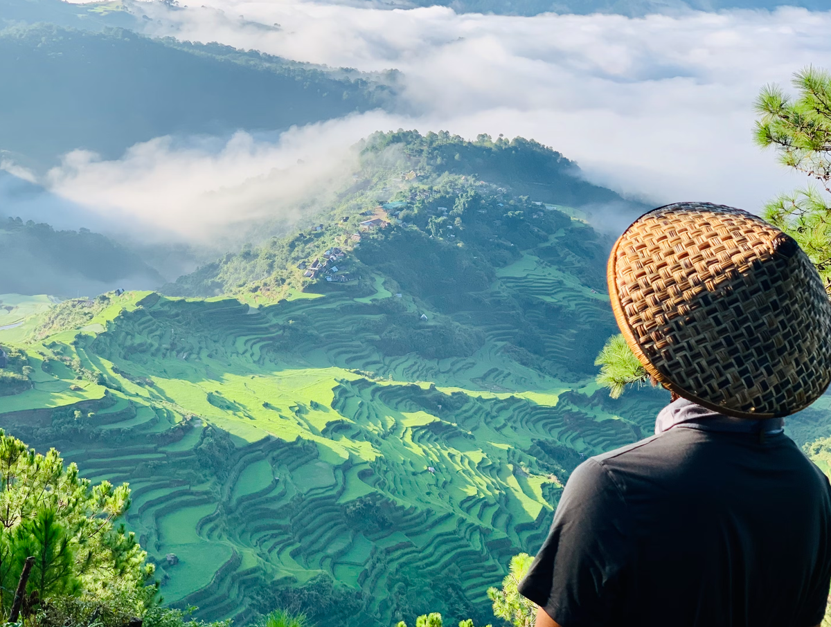 Филиппины — живописные острова с баунти-пляжами, которые не раз признавались лучшими в мире, крутые дайв- и сёрф-споты, густые джунгли, Шоколадные холмы и подземная река под охраной ЮНЕСКО.