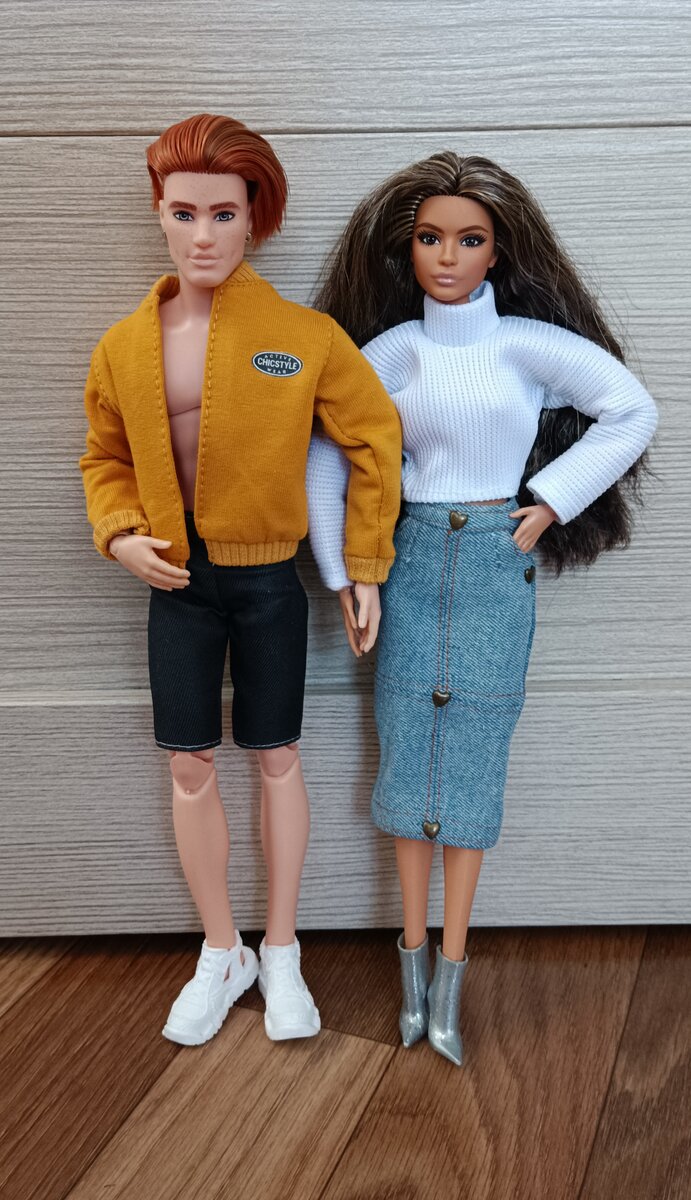 Чет кофта странно сидит, будто она качок🙂