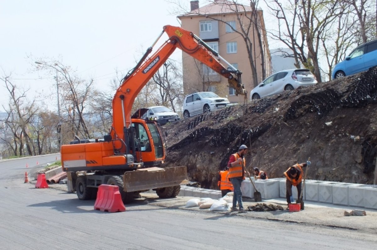    Ехать до Дворца спорта станет комфортнее: ремонт дорог в Саратове