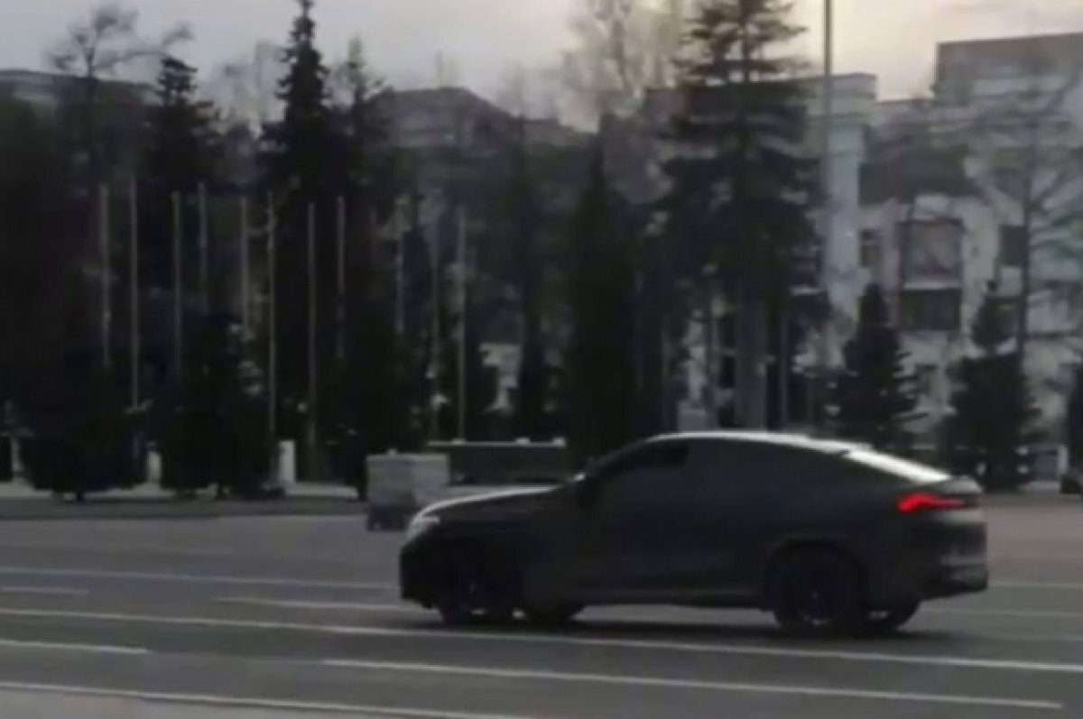    Самарец, гонявший на BMW по площади Куйбышева, лишился иномарки