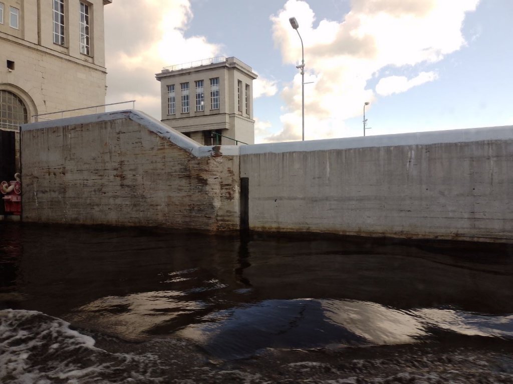 Внеплановый ремонт автодорожного моста начался на дамбе Нижегородской ГЭС |  Gipernn.ru | Гипермаркет недвижимости | Дзен