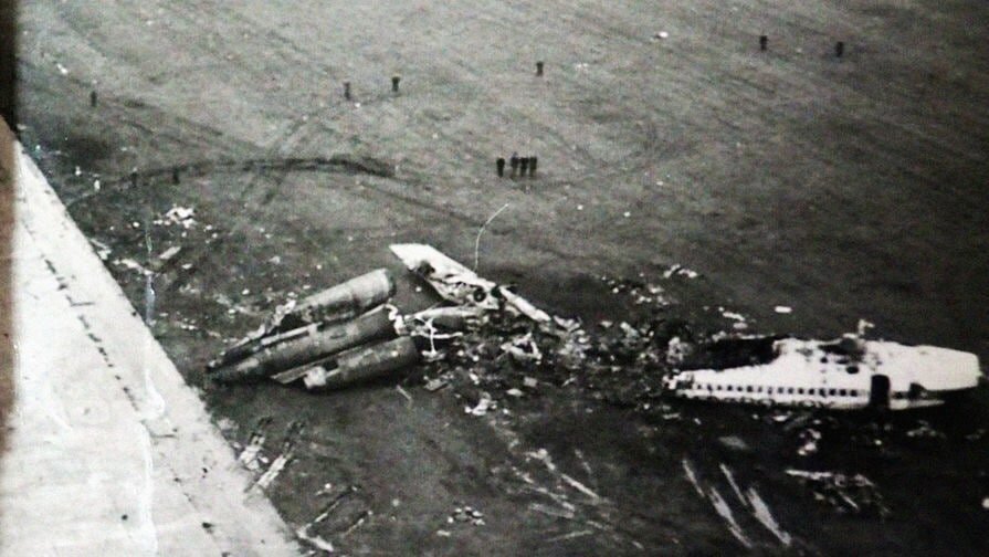 
20 октября 1986 года произошла беспрецедентная катастрофа в истории гражданской авиации.