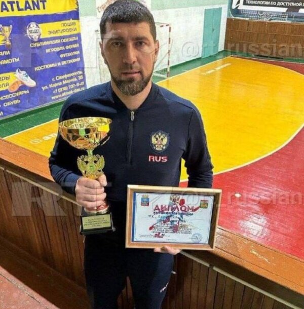    Ставший целью теракта в Запорожской области депутат Антон Якименко выжил