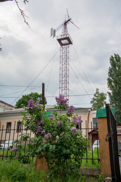    Дом Уфимцева, во дворе которого находится ветряк, также планируют передать минкульту