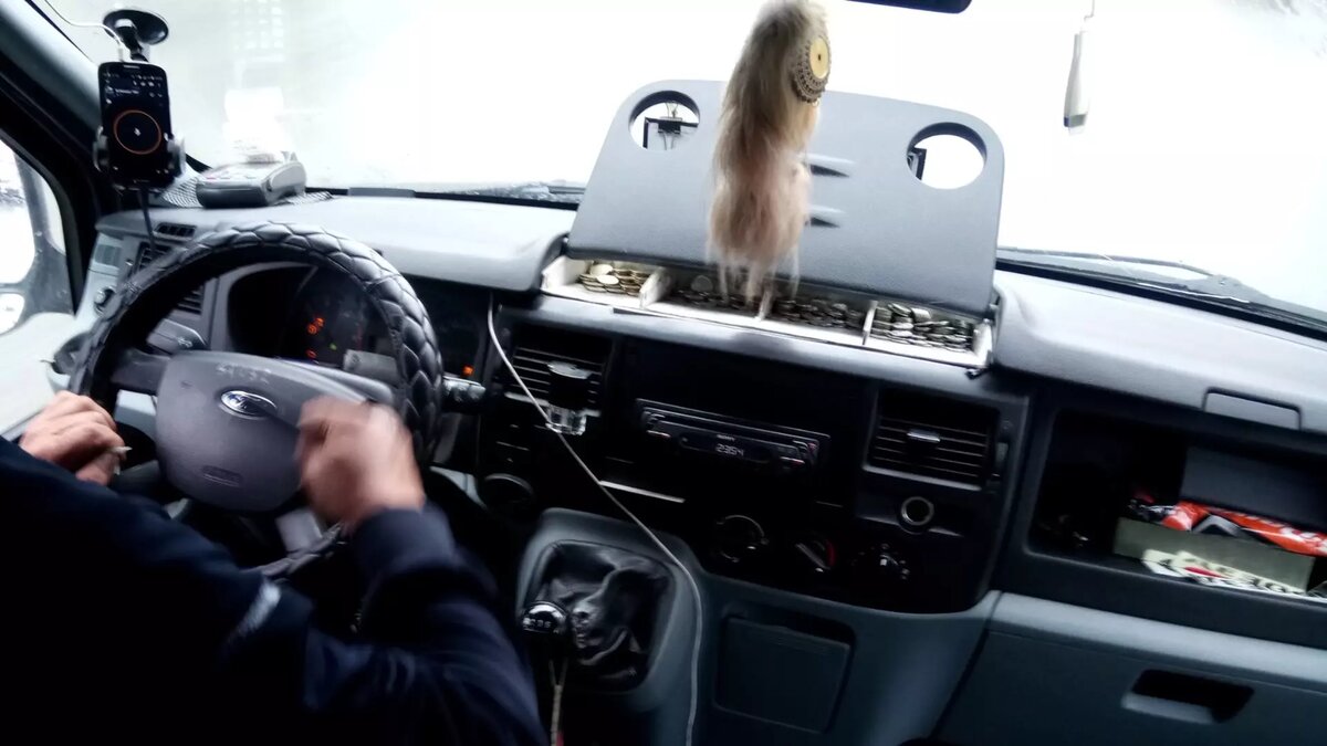     Автобусы №78 и №83 столкнулись в Ростове, видео с места событий предоставил Telegram-канал «Че по Ростову?».