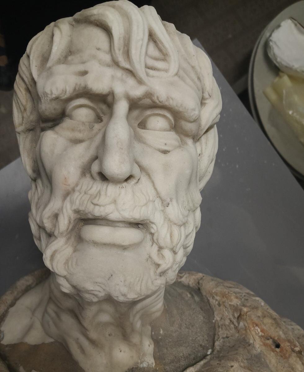 Бюст до реставрации. Фото: ГМЗ «Павловск»