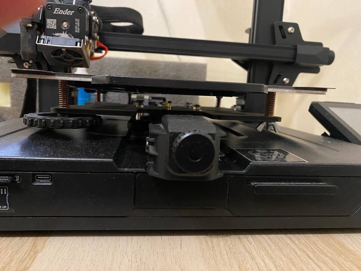 запылился немного)