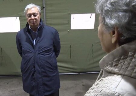    Токаев предостерёг казахов от ущемления русского языка, намекнув на Украину