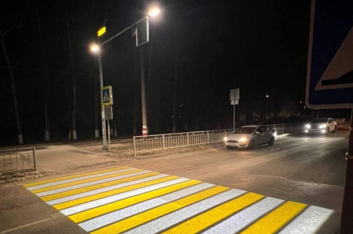    На дорогах Ульяновска появились проекционные «зебры»