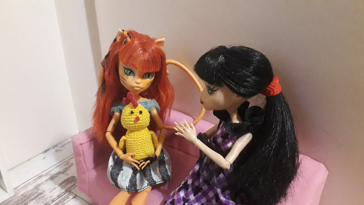 Мы довязали цыпленка-амигуруми