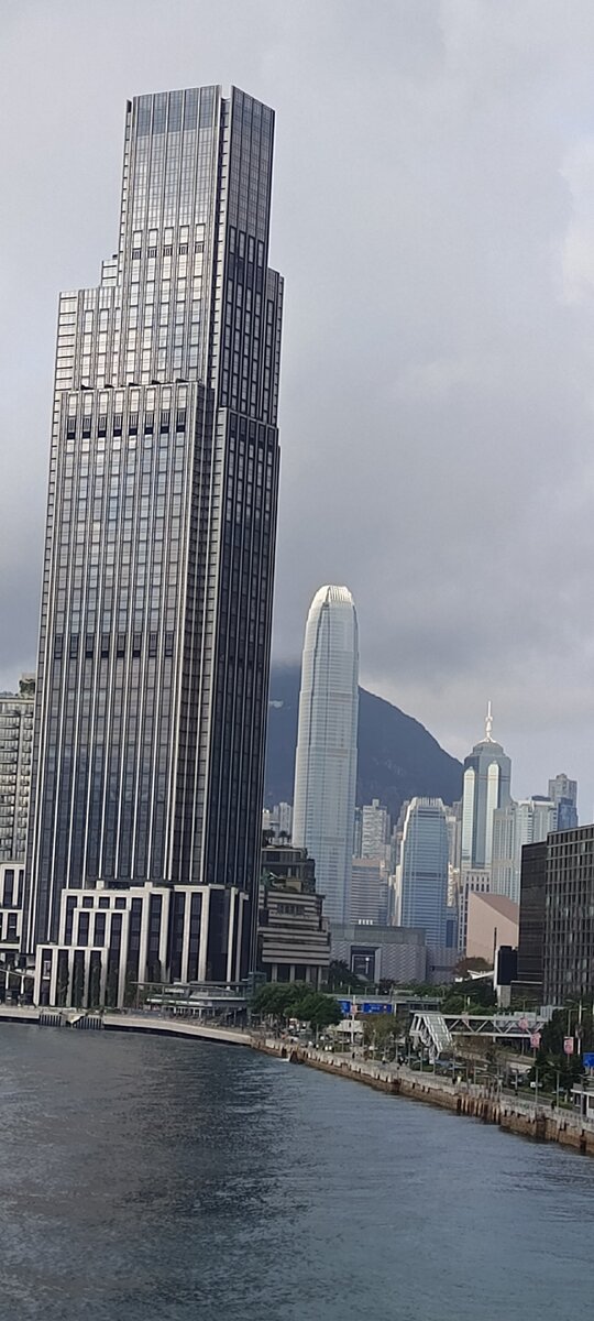 Набережная полуостровм Коулун, вид с моста