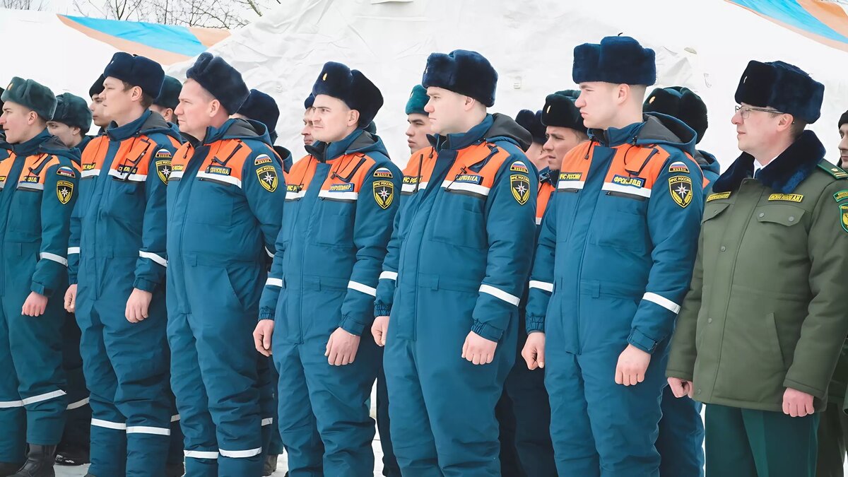    Отправятся спасатели из ХМАО прямо в Ишимский район, где сейчас обстановка с паводком серьезнее всего. Помогать спасатели будут местным сотрудникам МЧС в первую очередь с эвакуацией из опасных зон.
