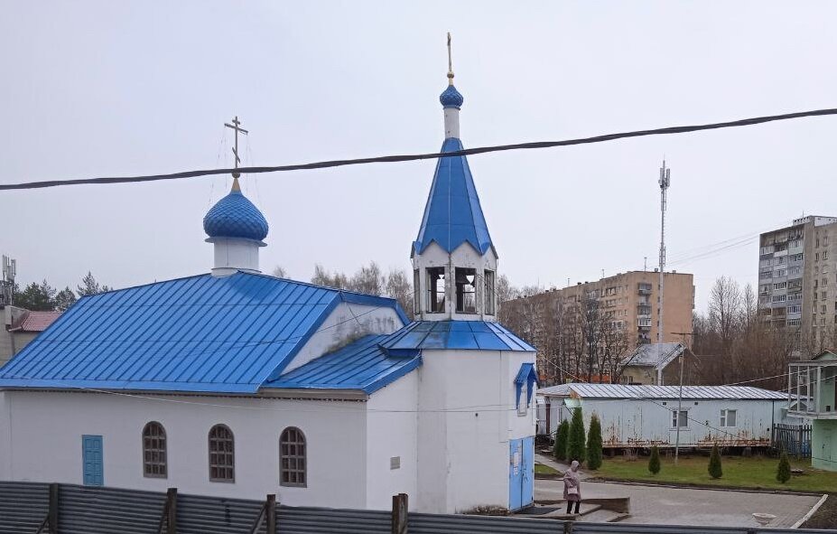 Храм в честь икони Божией Матери "Нечаянная радость", Брагино, Ярославль. Фото автора