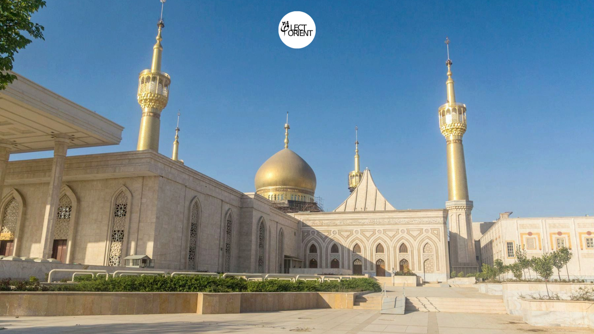 Фото взято из https://www.pac.ru/guide/iran/tehran/landmarks/mausoleum-of-ruhollah-khomeini/
