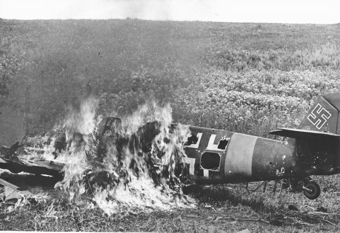 Уничтоженный немецкий самолет