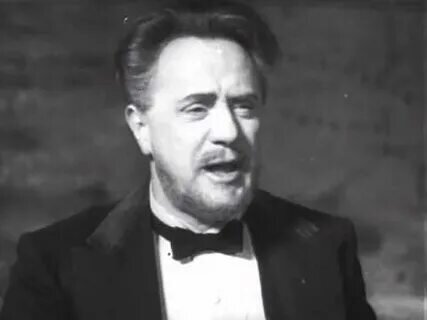 А.Жаров в роли Коваленко