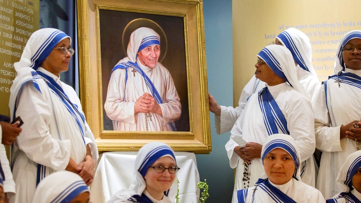 Поклонение Матере Терезе