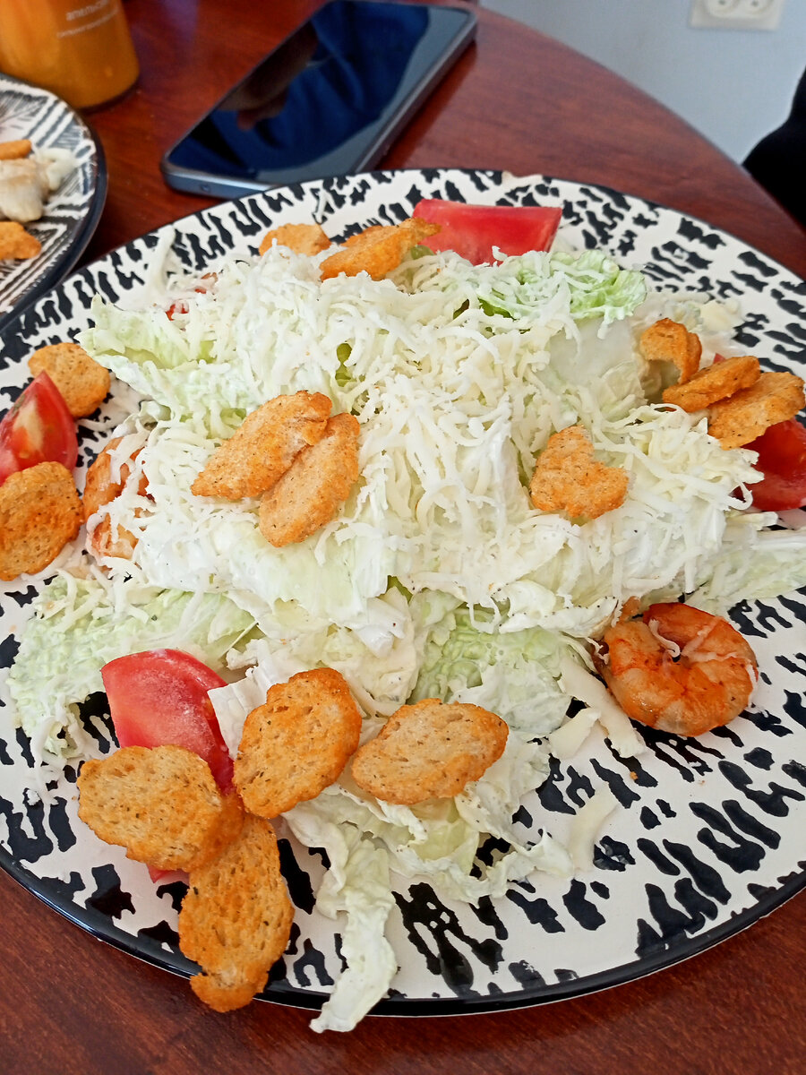 "Цезарь с креветками" по-абхазски