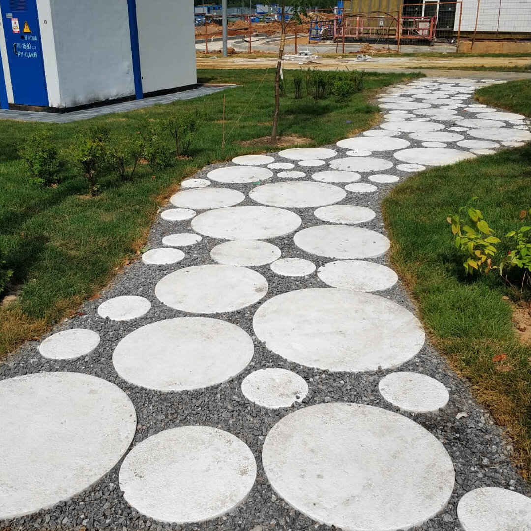 Круглые плиты для шаговых дорожек Москва