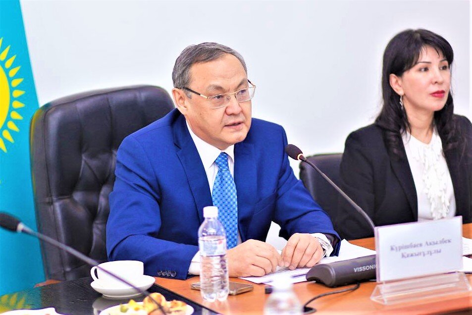 На фото: президент Национальной Академии наук А.Куришбаев. Фото предоставлено пресс-службой НАН