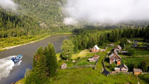 Жизнь в отдаленной таежной деревне в России. Вдали от цивилизации без дорог и коммуникаций