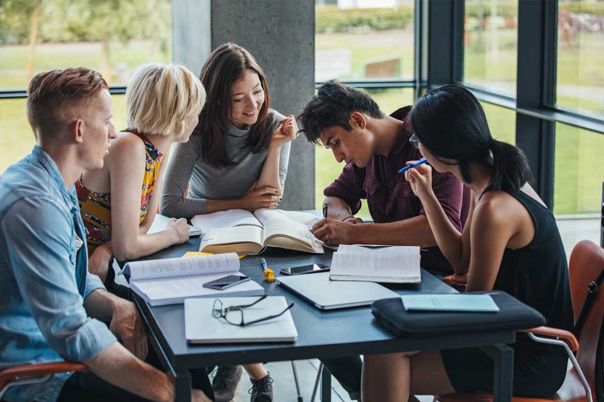 Динамика группы всегда отличается от индивидуальных занятий. 