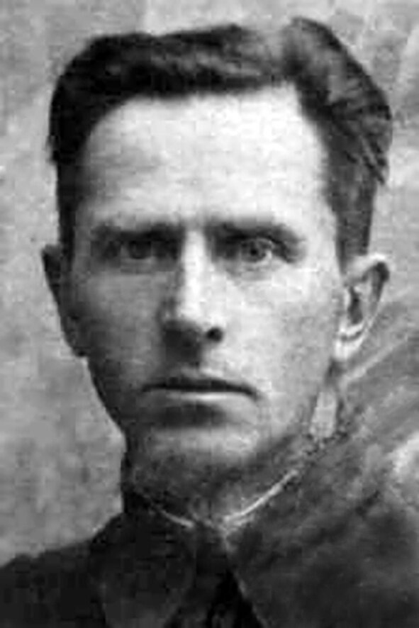 Шарков Василий Васильевич (01.12.1900 г.р., Сорога).