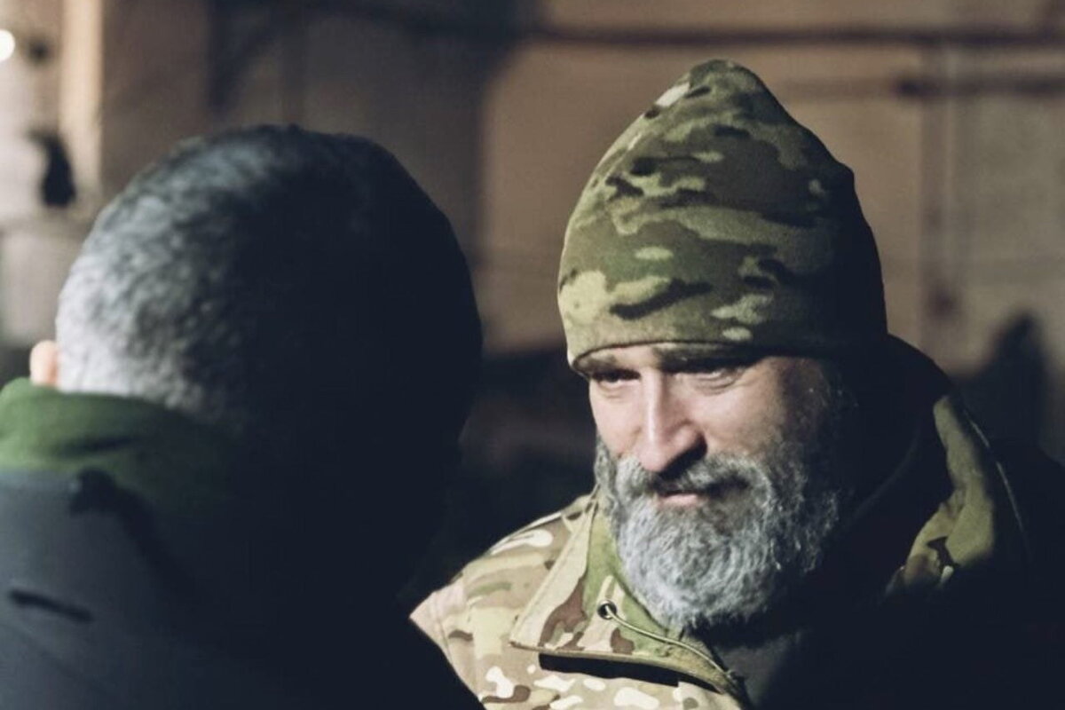 Одна из главных новостей последнего дня: Владимир Путин назначил на пост заместителя начальника Главного управления по военно-политической работе Минобороны России командира спецназа «Ахмат»...-8