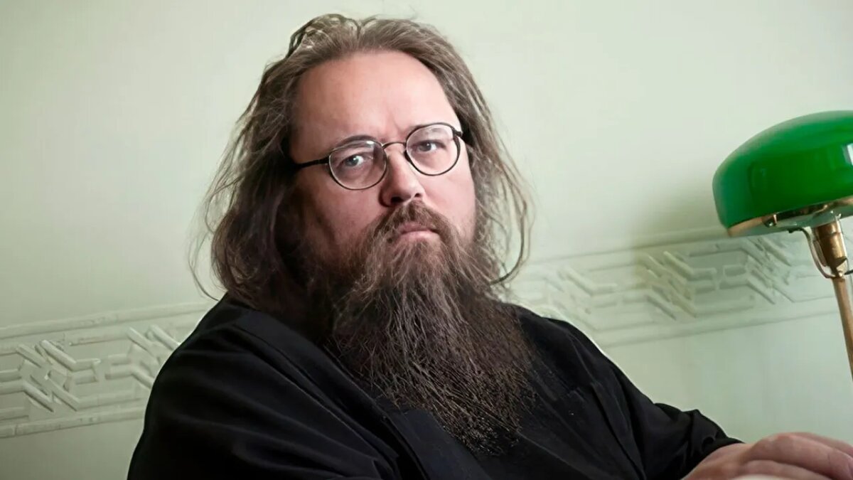    Протодиакон Андрей Кураев*.