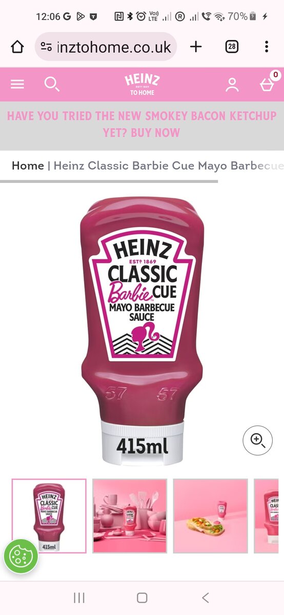 Даже оформление фона на сайте Heinz теперь в розовой гамме